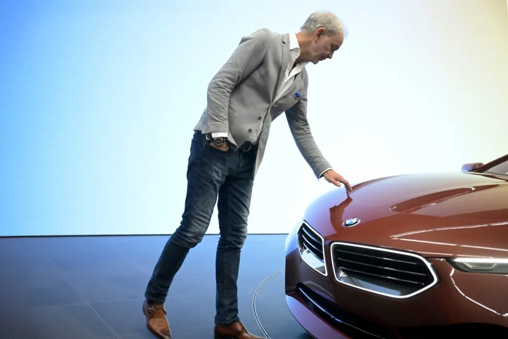 Adrian van Hooydonk przy prototypie BMW Speedtop