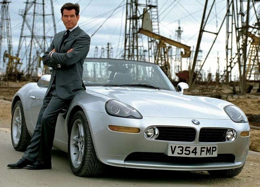 BMW Z8 w filmie James Bond